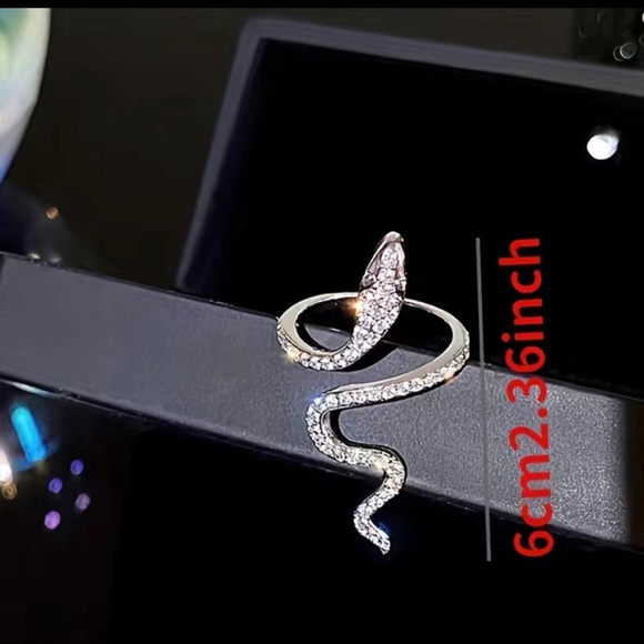 Gothic Rhinestone Snake Ring Adjustable - Picture 4 of 4
